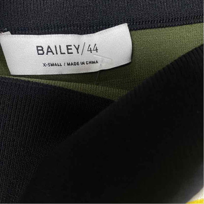 Bailey 44 Size XS- 0 Women's Black-Multi Stripe Pull On Stretch Skirt