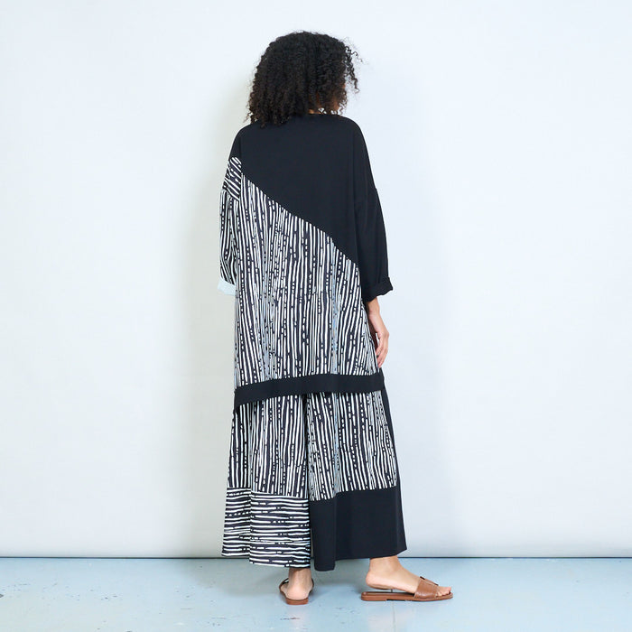 Oversized asymmetric contrast panel abstract print top wholesale