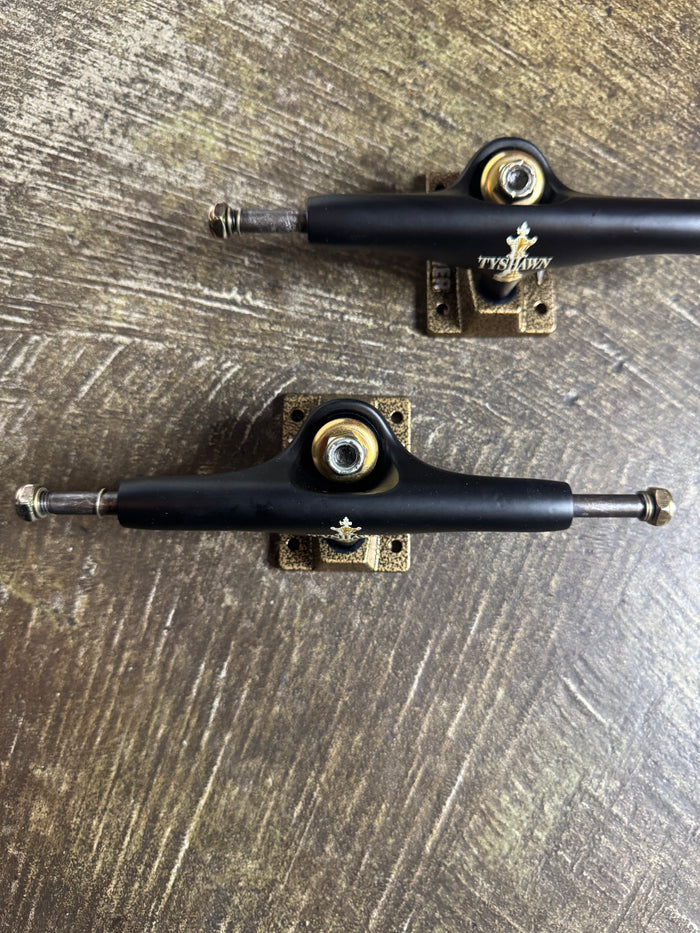 Tyshawn Jones Endgame Pro Trucks