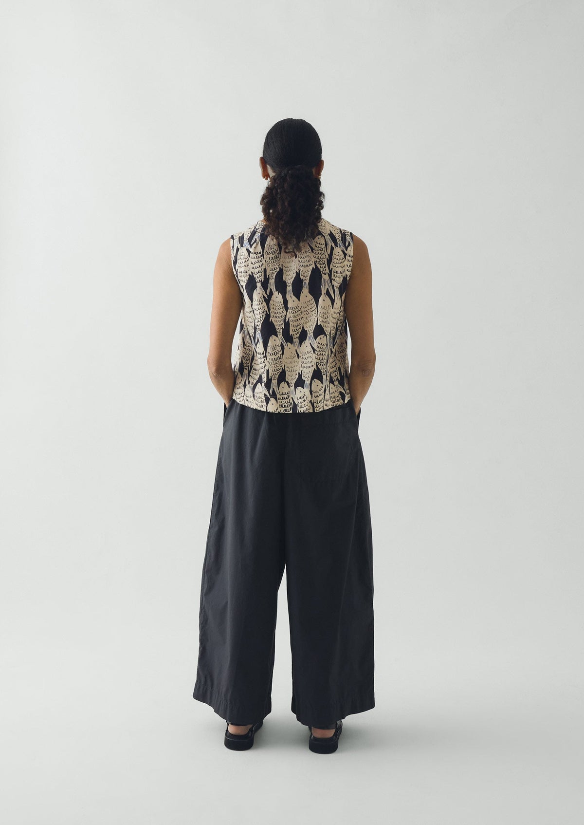 Market Fish Print Cotton Poplin Top | Slate