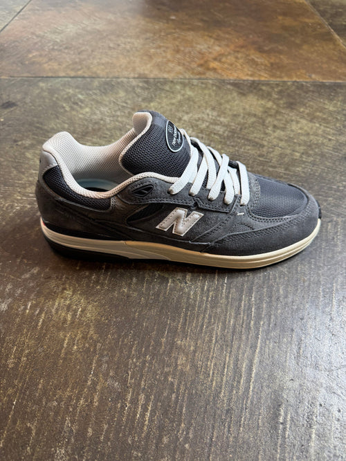 Andrew Reynolds 933 Grey/ White Shoes