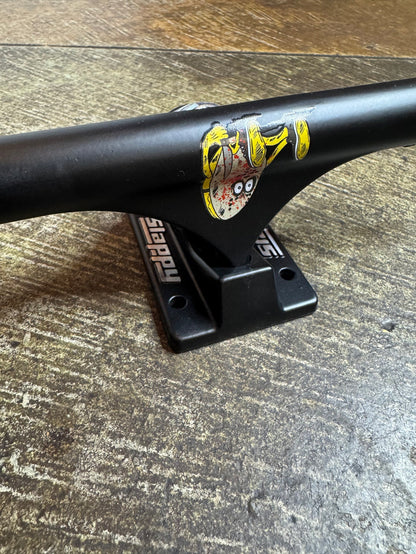 Black Curb Killer Inverted 8.5” Trucks