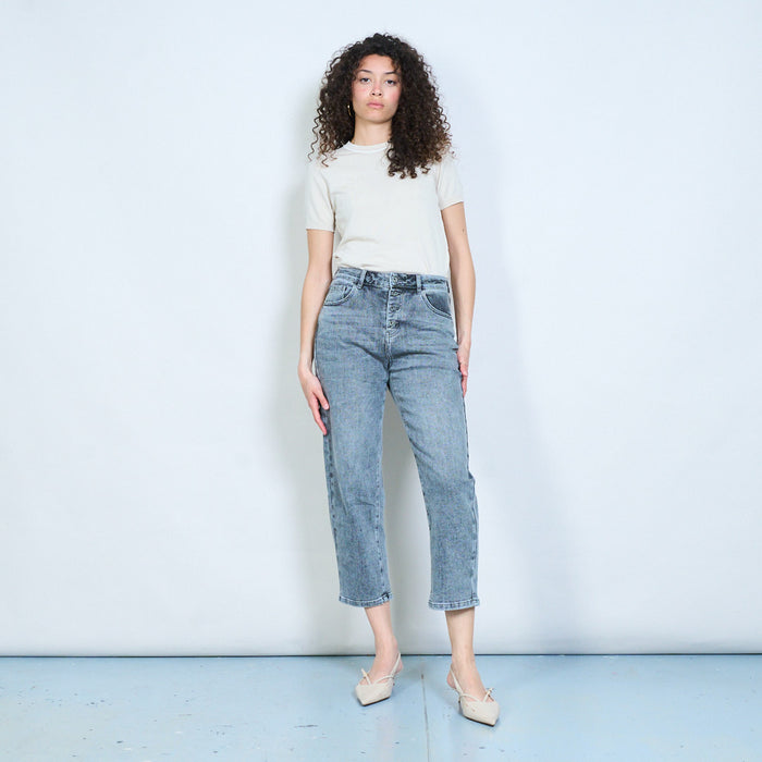 Classic mid-rise button-front cropped straight-leg denim jeans wholesale