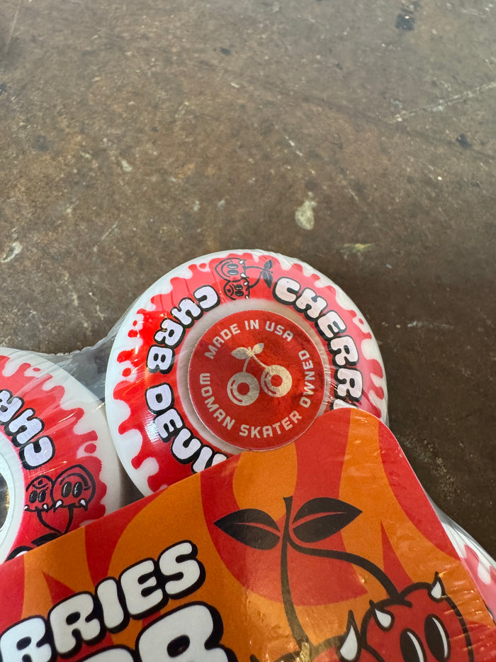 Curb Devils White 54mm 99A Wheels