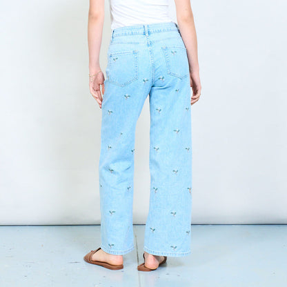 Denim jeans with floreal embroidery wholesale