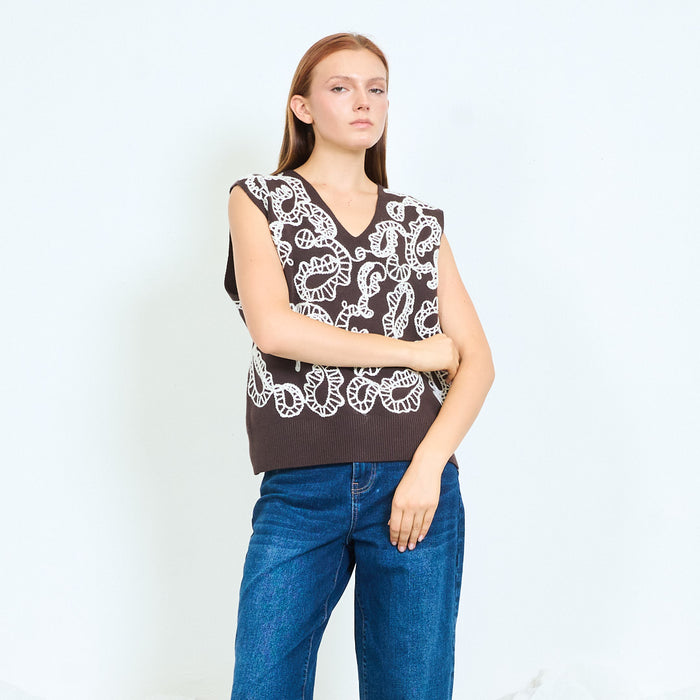 Embroidered paisley knit vest wholesale