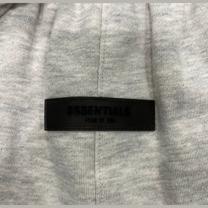 Fear of God Essentials 1977 Shorts Light Oatmeal, Shorts - Supra Sneakers