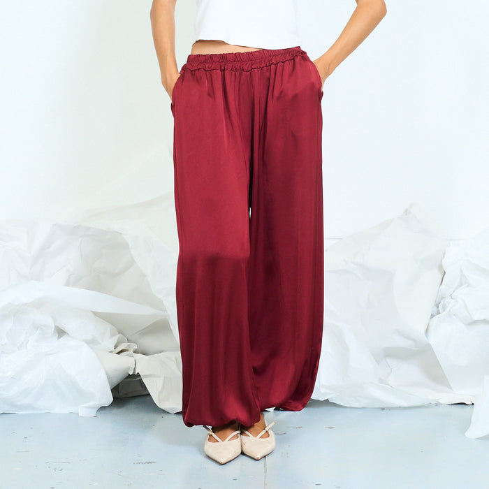Fluid gathered hem trousers wholesale