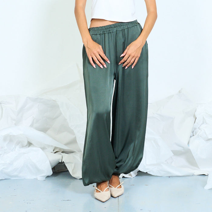 Fluid gathered hem trousers wholesale