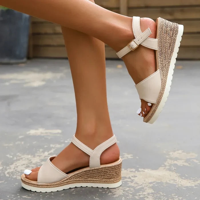 Lucy Wedge Heels
