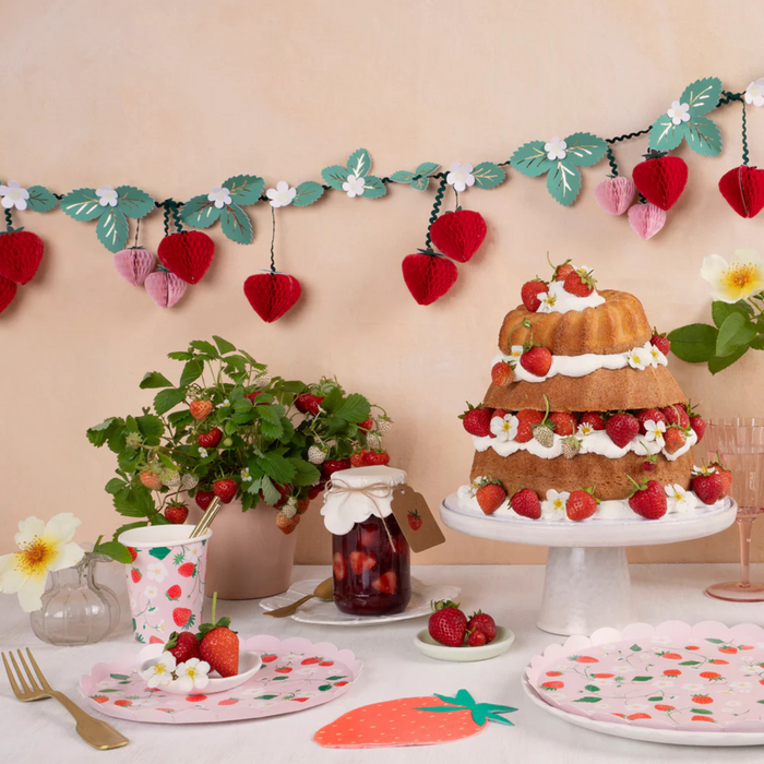 Meri Meri Strawberry Pattern Cups