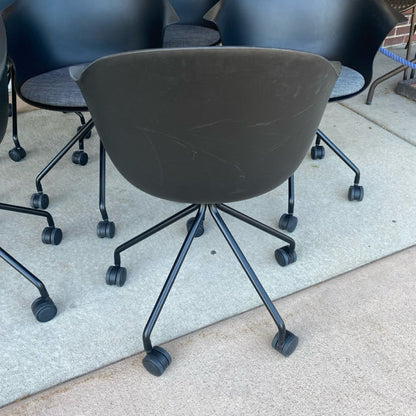 On Wheels Black Plastic Chair