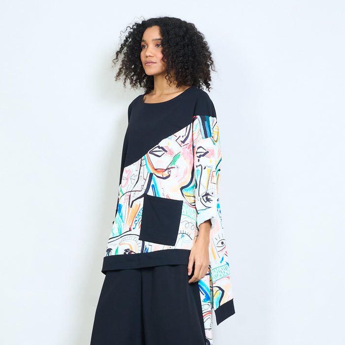 Oversized asymmetric abstract face print contrast panel top wholesale