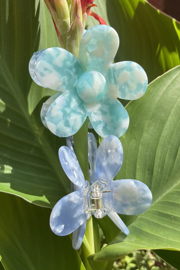 Pop Flower Hair Claw