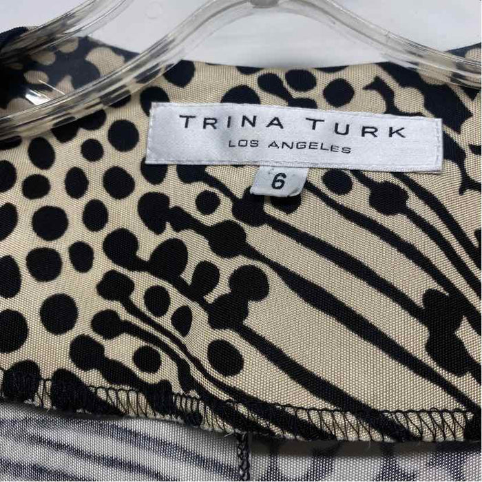 Trina Turk Size 6-S Women's Black-Beige Pattern Wrap Dress