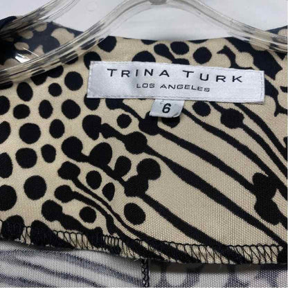 Trina Turk Size 6-S Women's Black-Beige Pattern Wrap Dress